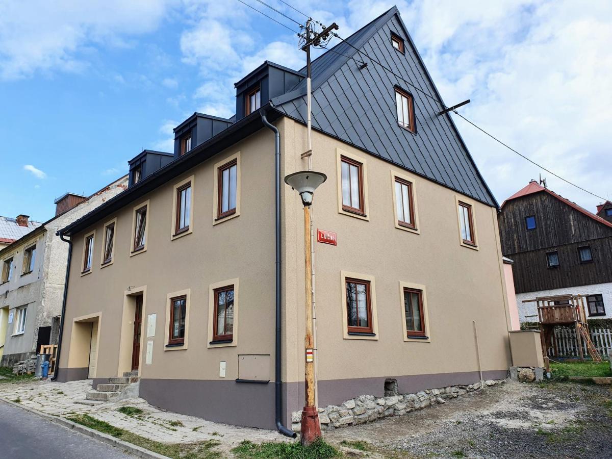 Apartmany U Muzea Horní Blatná Zewnętrze zdjęcie